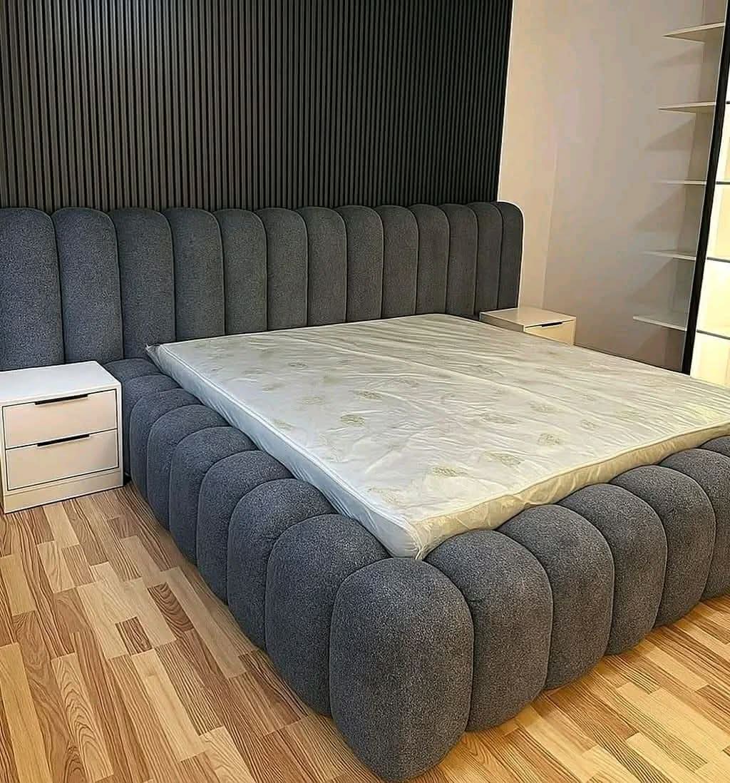 Grey bubble upholstered bed